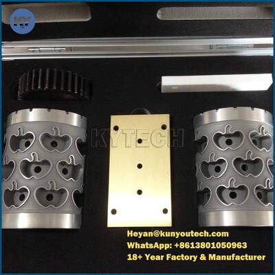 Ποιότητα  Paintball Herbal Capsule Maker Softgel Die Roll Tooling With Al Injection Wedge Εργοστάσιο