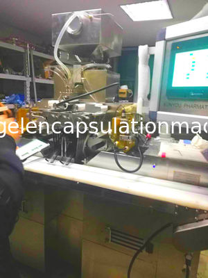 Μαλακή μηχανή ενθυλάκωσης ζελατίνης μεγάλων κλιμάκων για την πλήρωση πετρελαίου και κολλών στην κάψα
