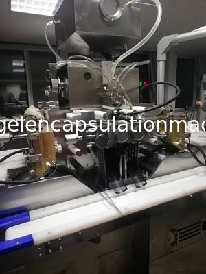 Μηχανή ενθυλάκωσης Softgel μεγάλων κλιμάκων για την πλήρωση πετρελαίου στην κάψα